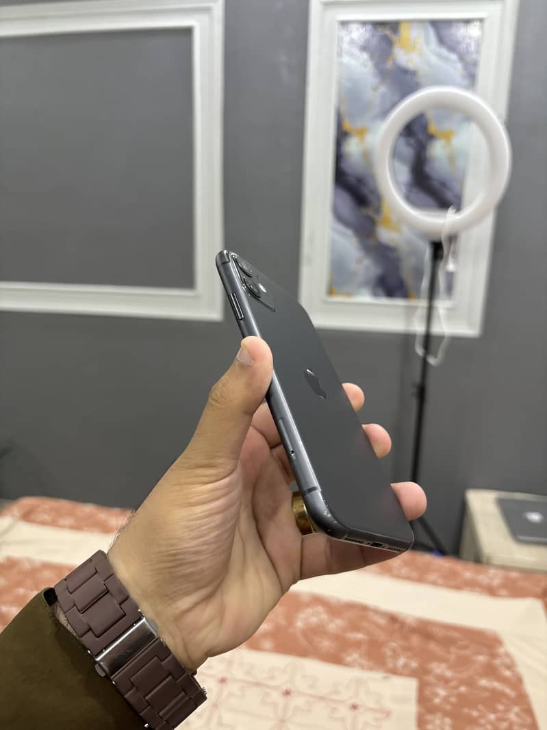Iphone 11 4
