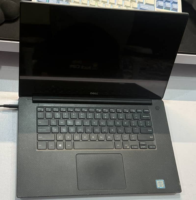 Dell Precision 5510 1