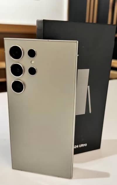Samsung Mobile S24 Ultra