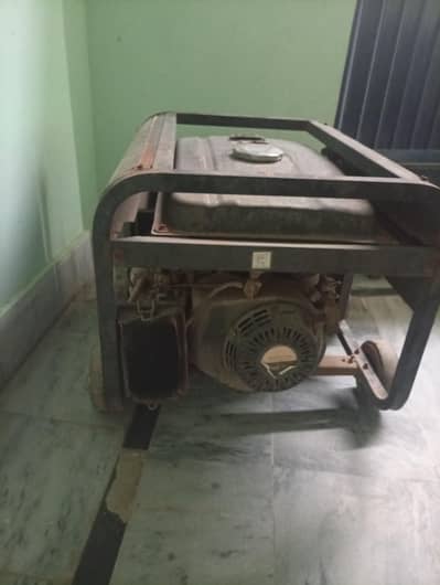 Dynamac DY4000WS-I petrol generator for sale