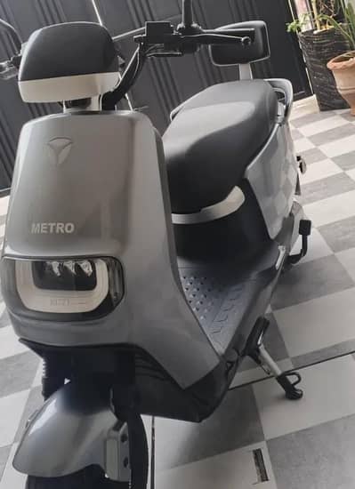 electric bike Metro E8S 2024 model