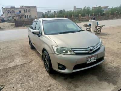 Toyota Corolla Axio 2012
