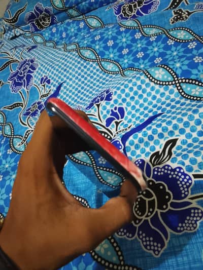 Infinix Hot 11 Play hai mic or side volume button work nahi kar rajha