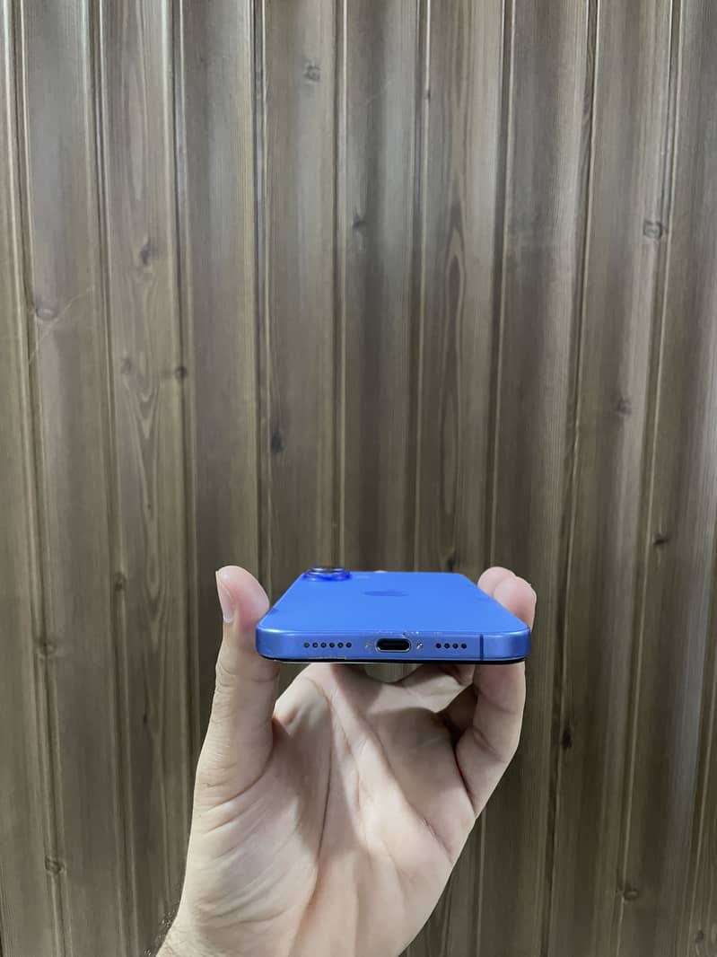 Apple iPhone 16 Plus 3