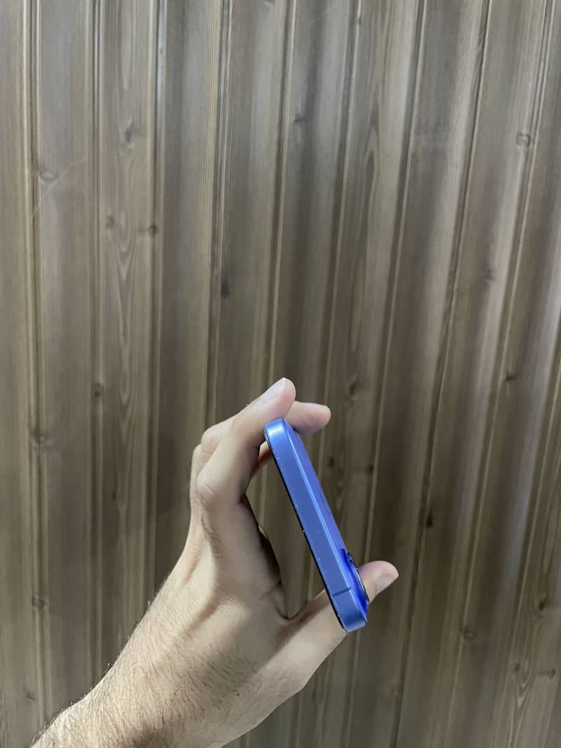 Apple iPhone 16 Plus 5