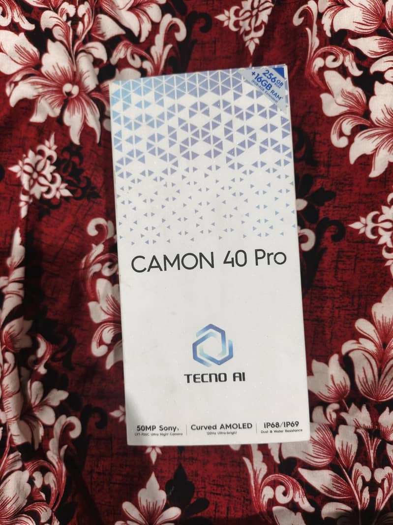 Tecno CAMON 40 Pro 7
