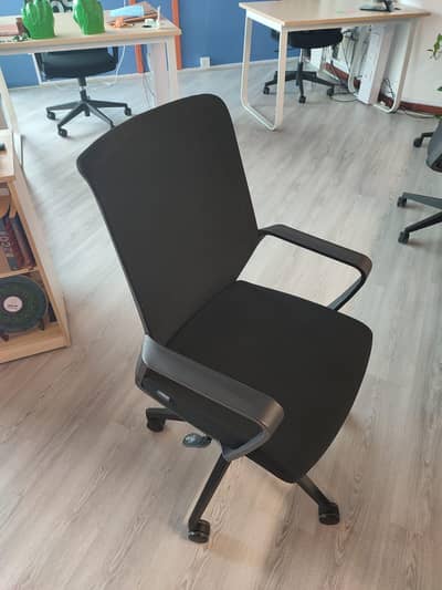 best chairs black colour office chair