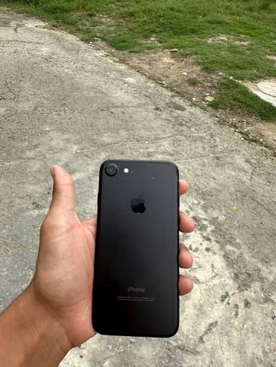 Apple iPhone 7 pta approved lush condition no open no repair