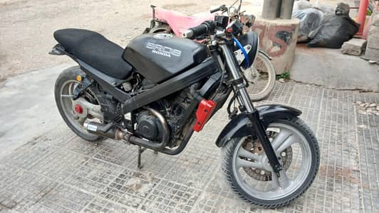 HONDA Bros 400cc (JDM)