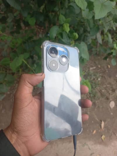 Tecno spark 20