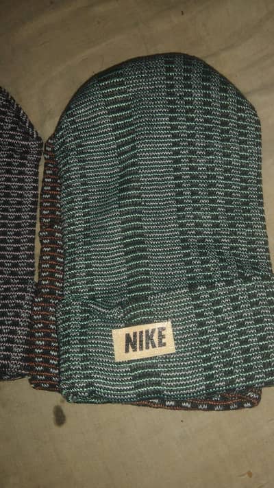 Winter Caps Wholesale – 100 to 900 Pieces Available**