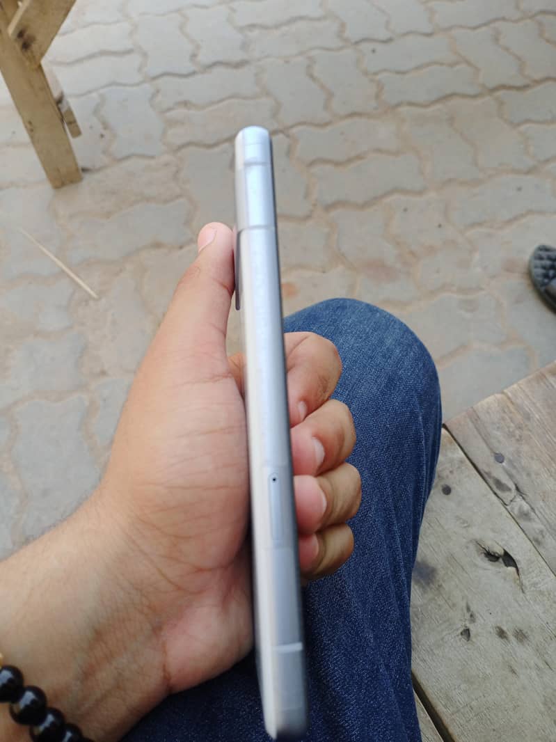 Google Pixel 7a 3