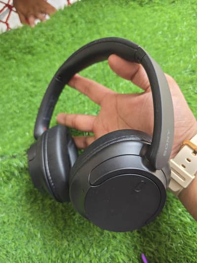 SONY WH-CH720N ANC headphones
