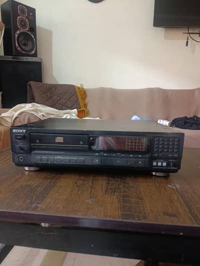 Sony CD audio 555 esd