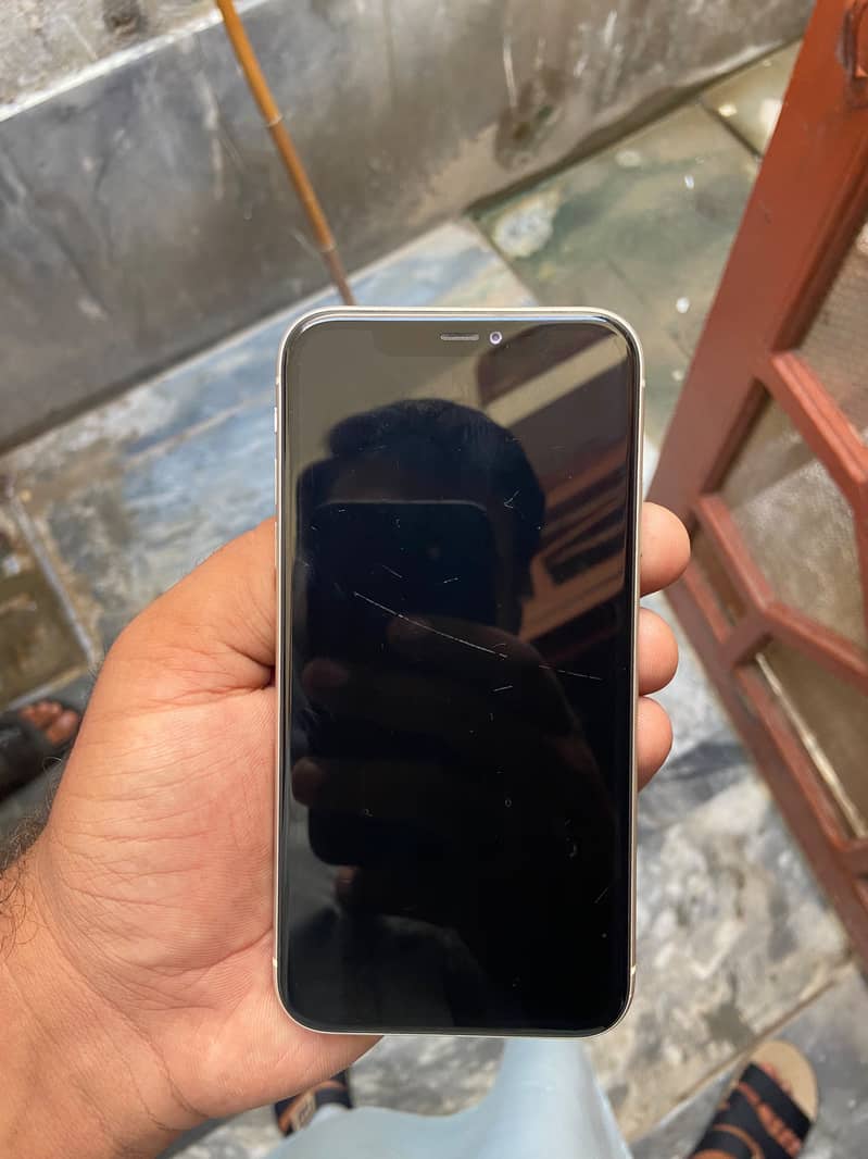 Apple iPhone 11 2