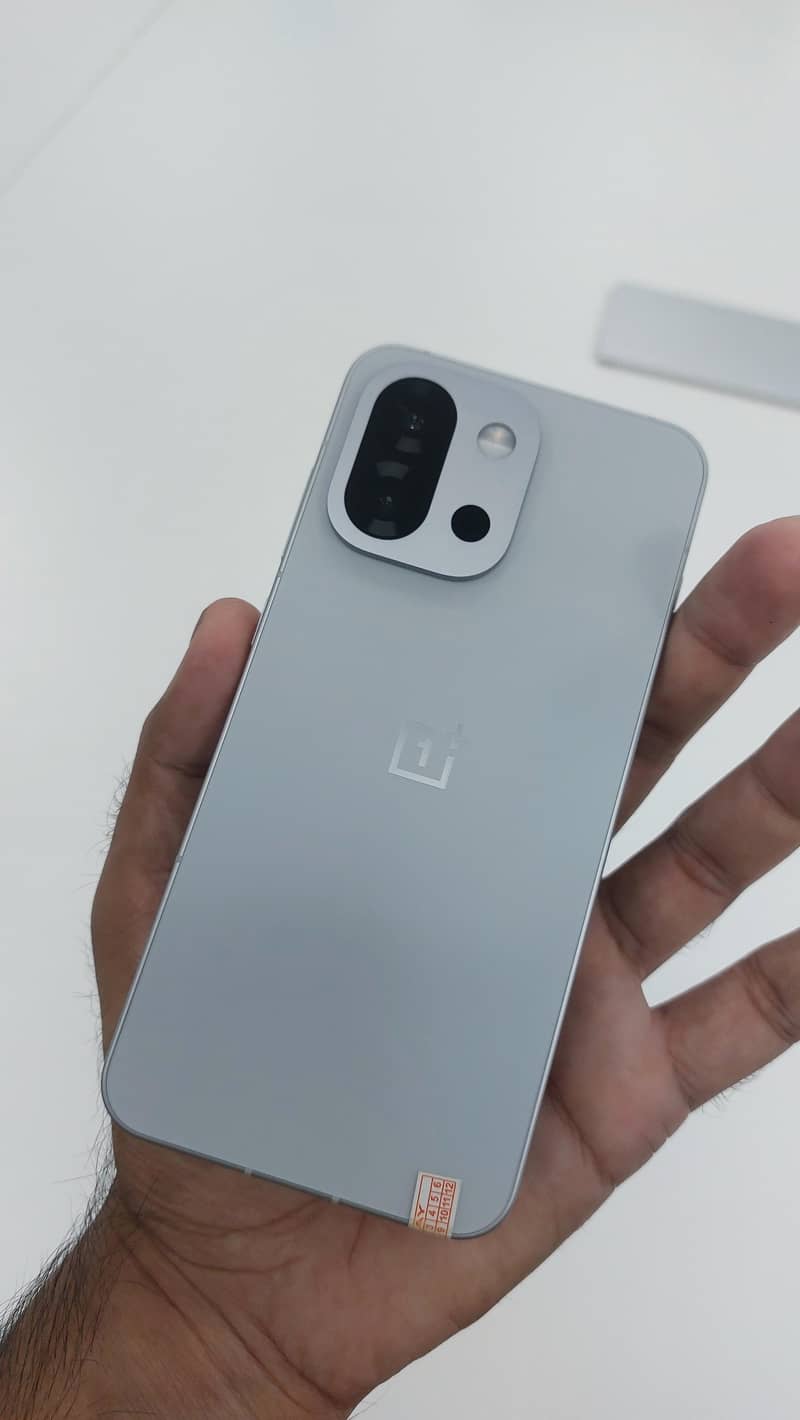 One Plus 13T 0