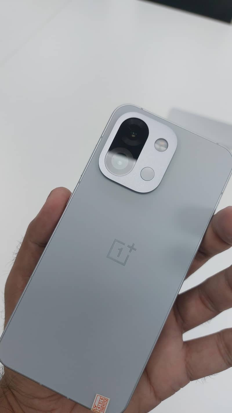 One Plus 13T 1