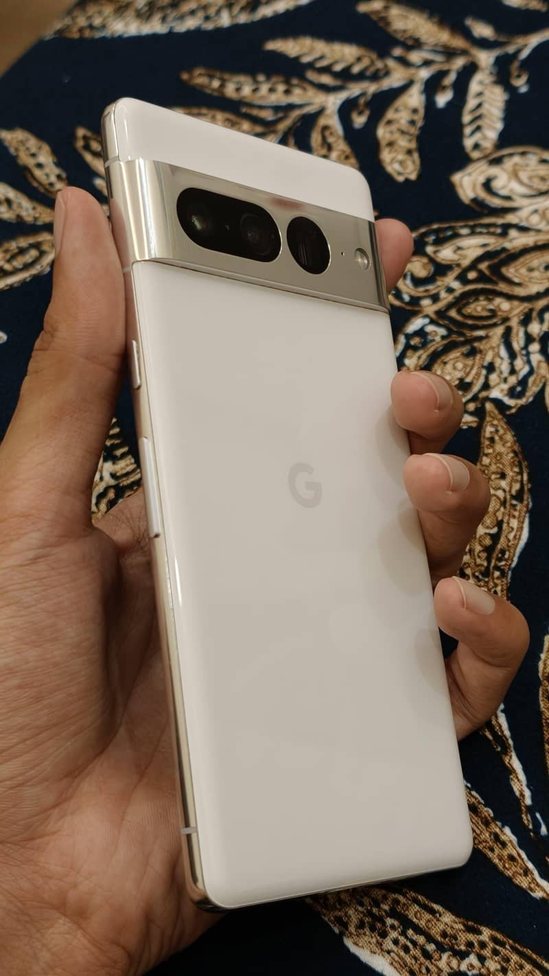 Google Pixel 7 Pro 6