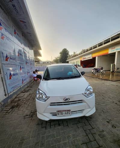 Daihatsu Mira 2017
