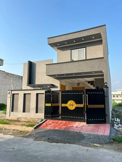 Single Storey Luxurious House for Sale in Newcity Phase II, wahcantt