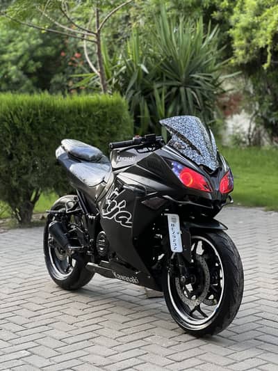 KAWASAKI NINJA ZX300 (replica)