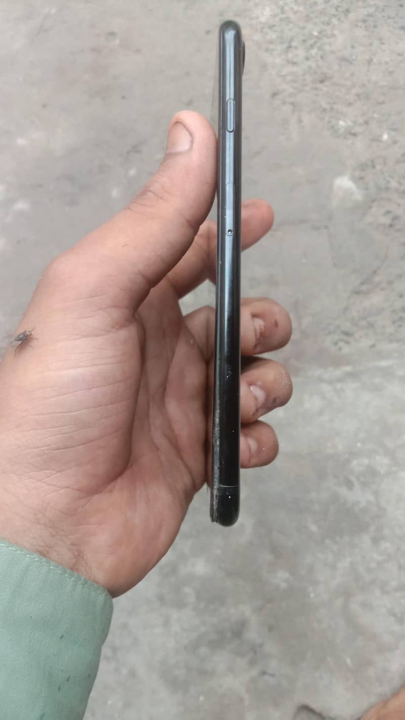 Apple iPhone 7 Plus 3