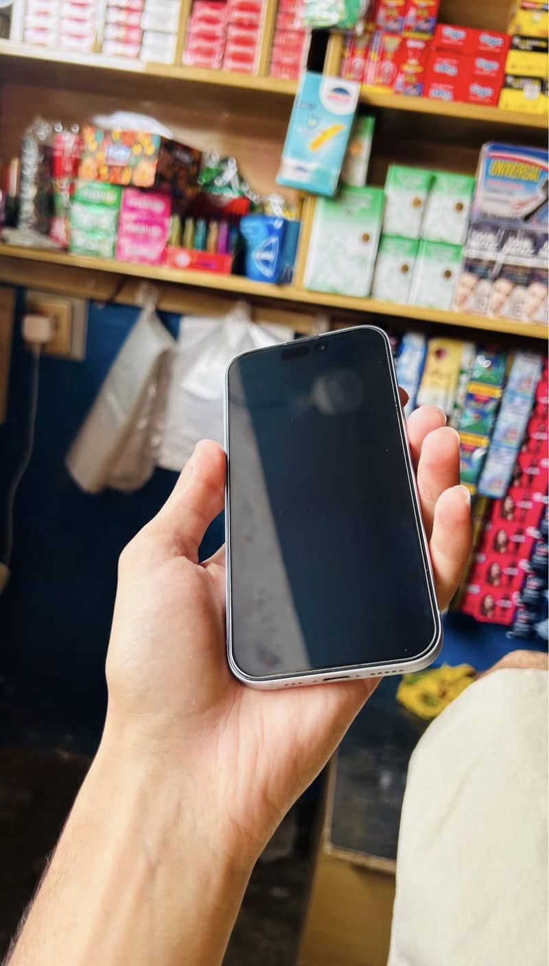 Apple iPhone 15 2