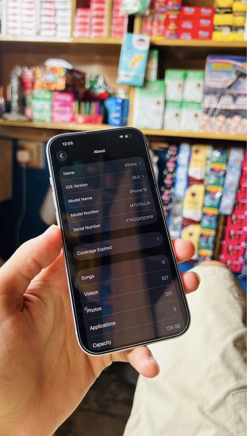 Apple iPhone 15 6