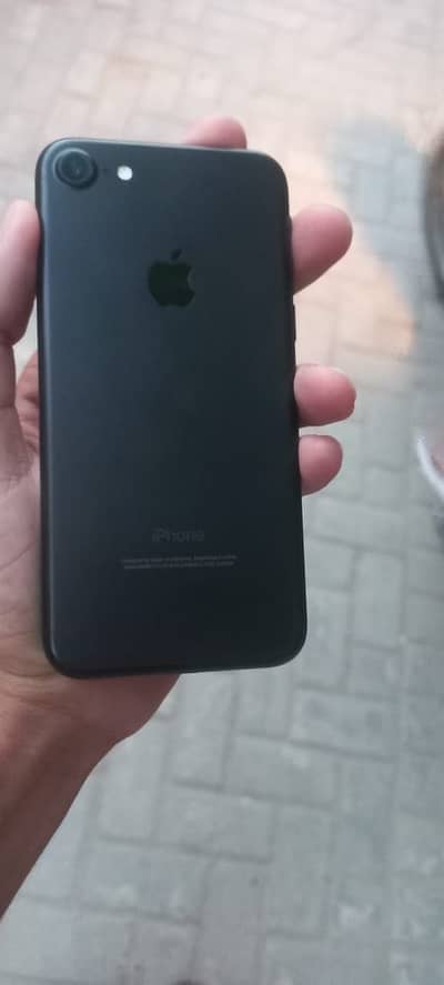 Apple iPhone 7