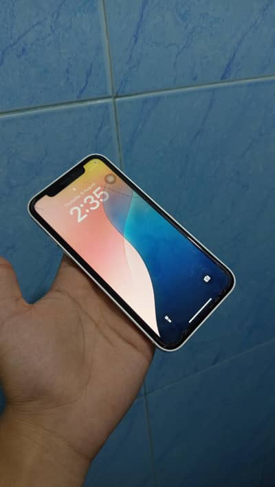 Apple iPhone XR