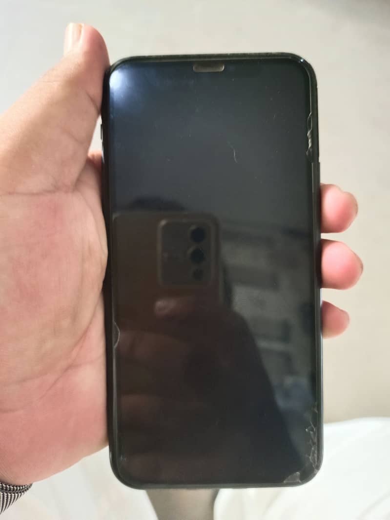 Apple iPhone 11 Pro 1