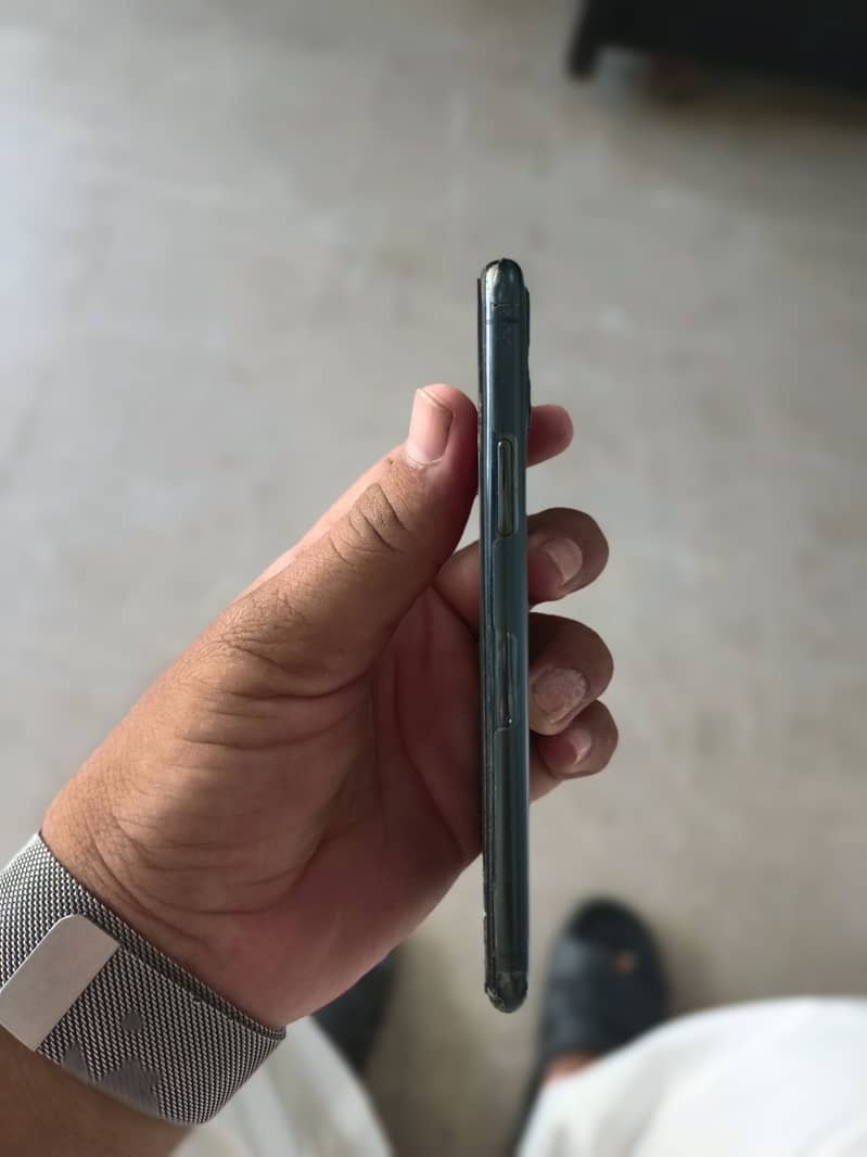 Apple iPhone 11 Pro 5