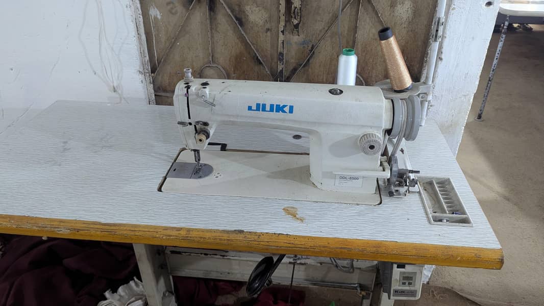 Used Sewing Machine 0