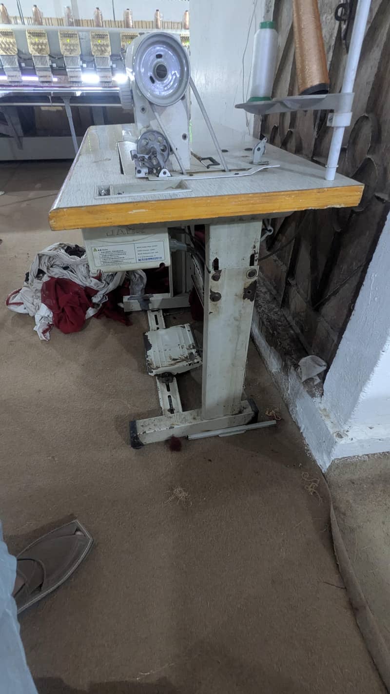Used Sewing Machine 3