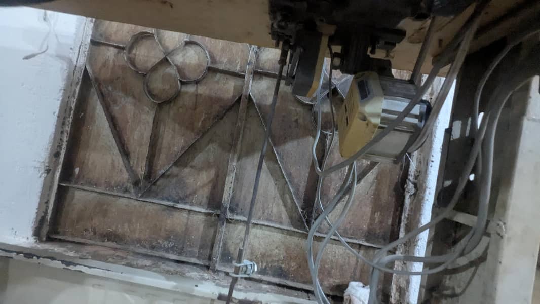 Used Sewing Machine 7