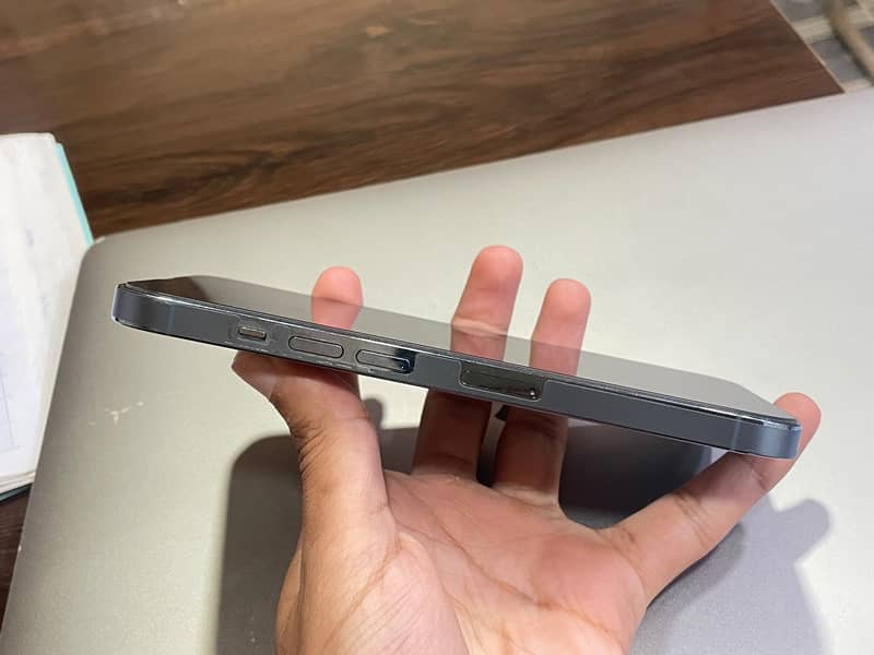 IPhone 13 pro 3