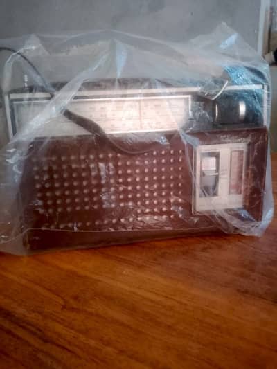 radio national Panasonic R312 full running for sale