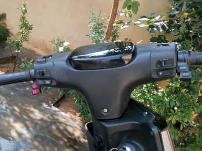 scooty evee joy side mirror available copy a available
