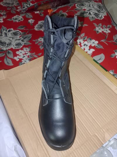 Black Long Shoes