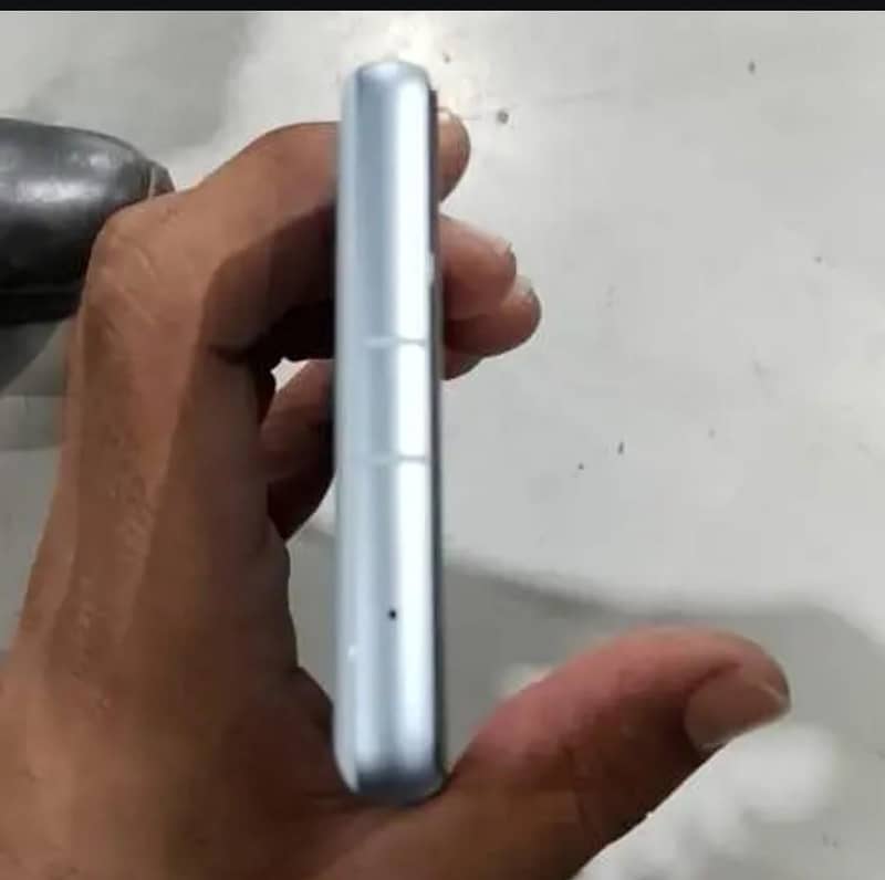 Google Pixel 7a 3