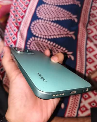 Infinix Hot 50i