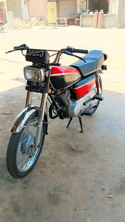 Honda CG 125 For sale 10/10 condition. Only serious buyers contact me.