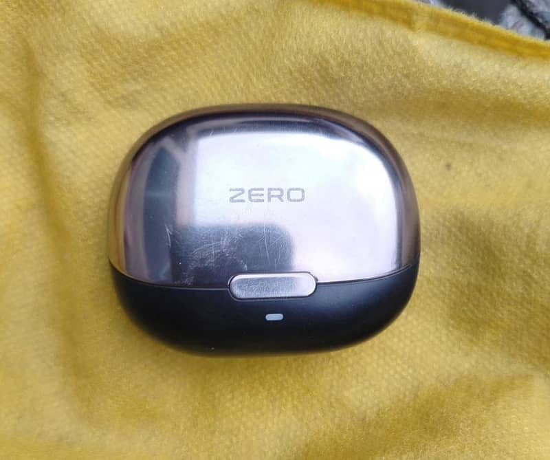 Zero Evo Earbuds 1