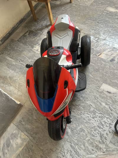 Kids three wheel bike