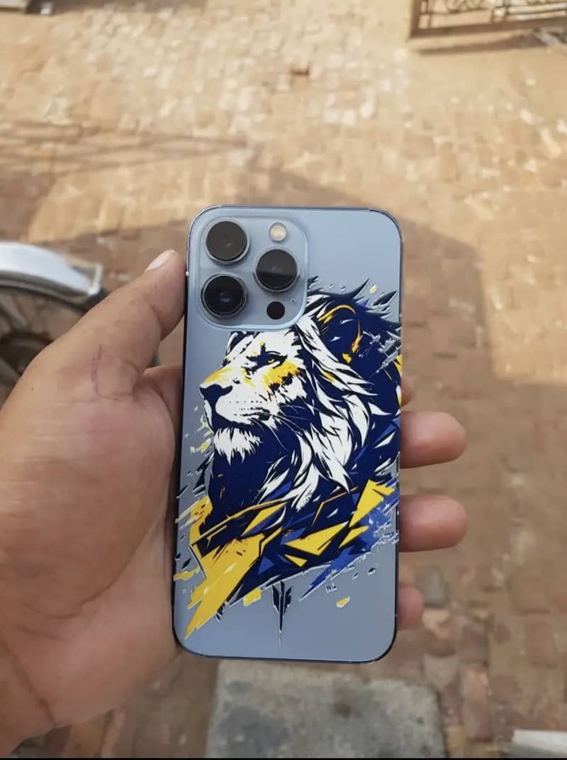 Apple iPhone 13 Pro 0