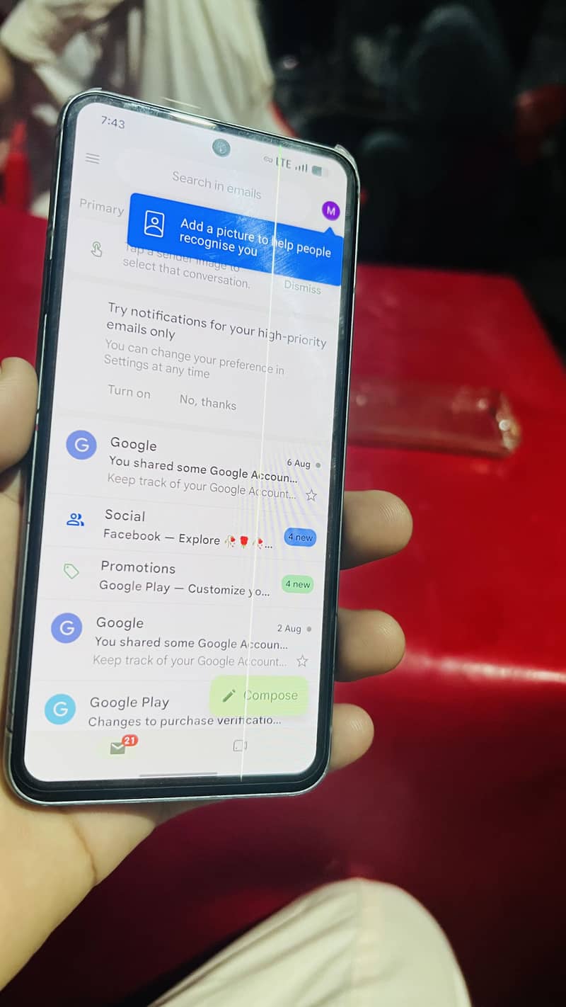 Google Pixel 8 2