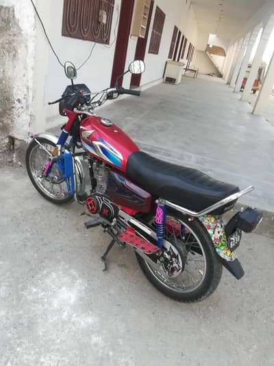 2022 model 125. . . number all Punjab/smard card available
