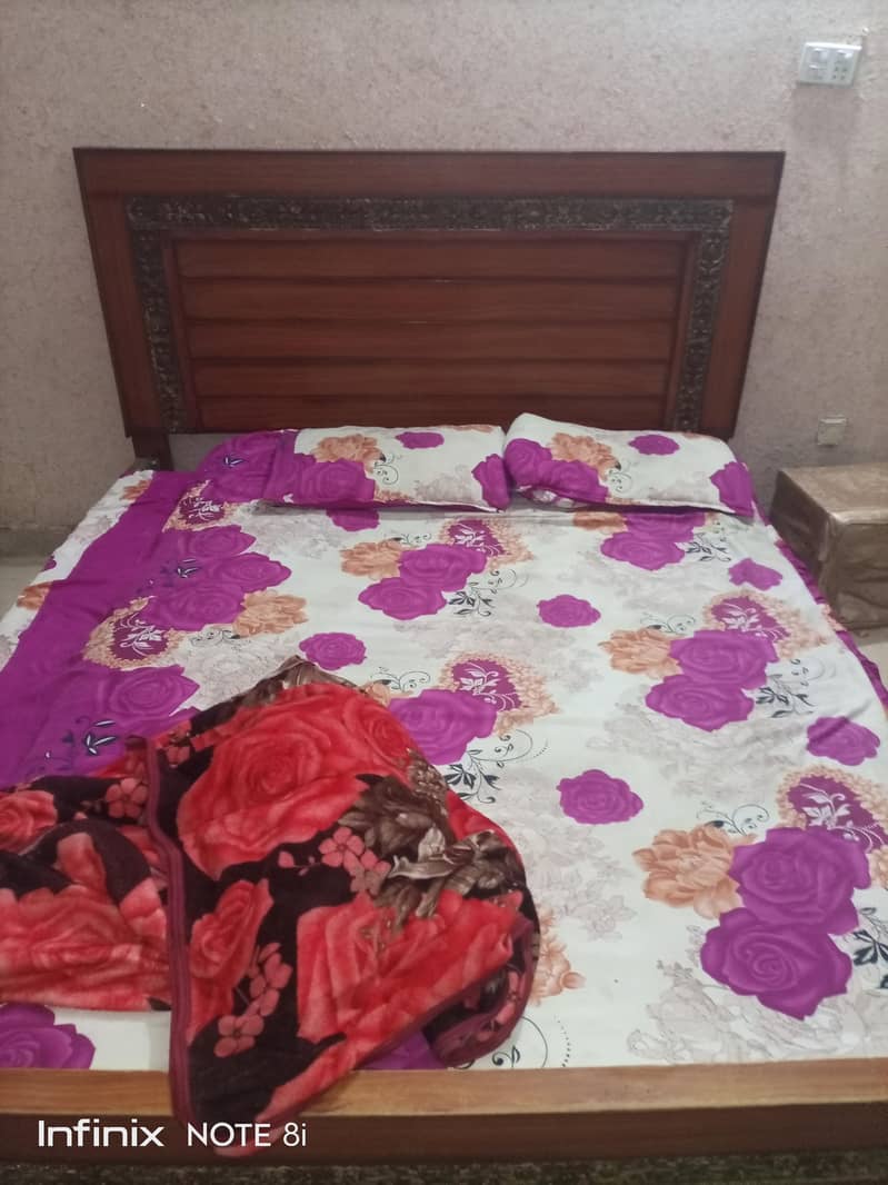 king size bed 3