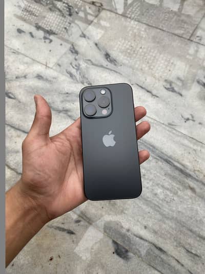 iPhone 15 Pro jv