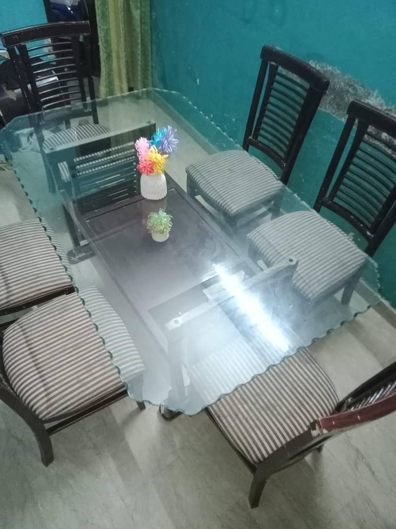 Dining table 10